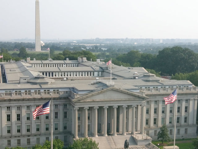 Why Treasury Yields Are Rising: Fed Rates, Inflation, Oil, Debt and the Bond Market