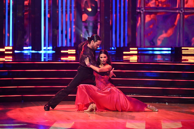 Jenna Dewan and Val Chmerkovskiy performing tango on Dancing with the Stars Season 35 premiere September 2026