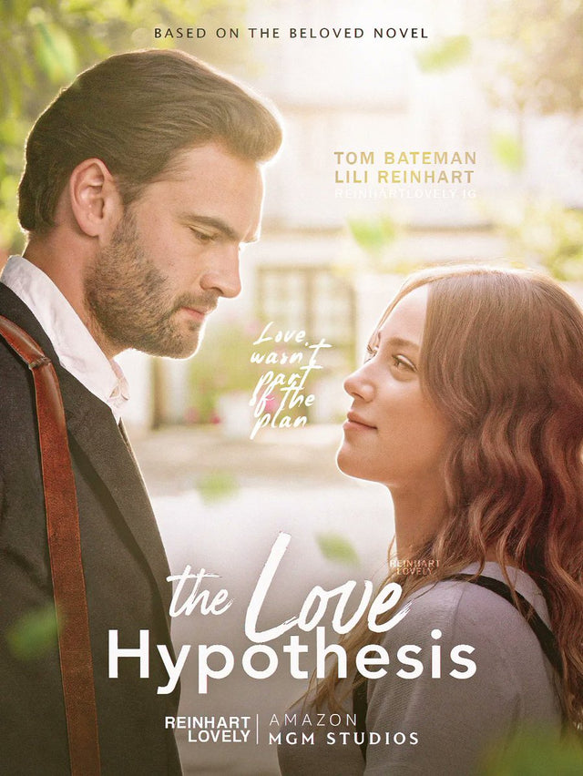 Tom Bateman and Lili Reinhart in The Love Hypothesis