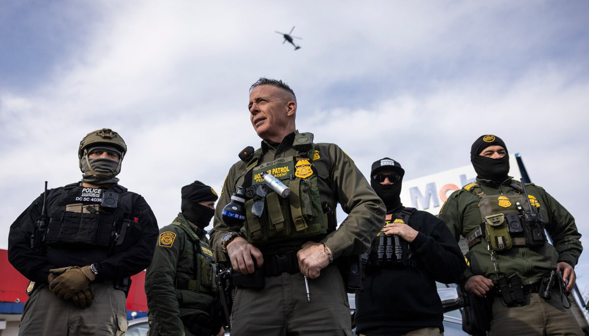 Border Patrol activity in Evanston — contextual photo